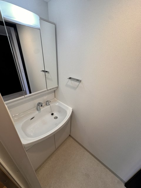 洗面設備　※別号室の参考写真、現況優先※