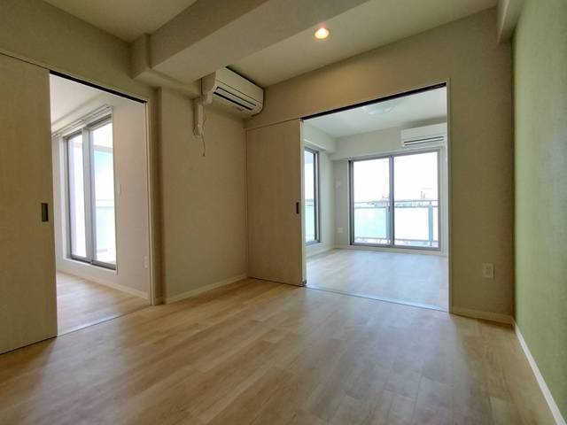 アーバンパーク住之江公園1の居間写真