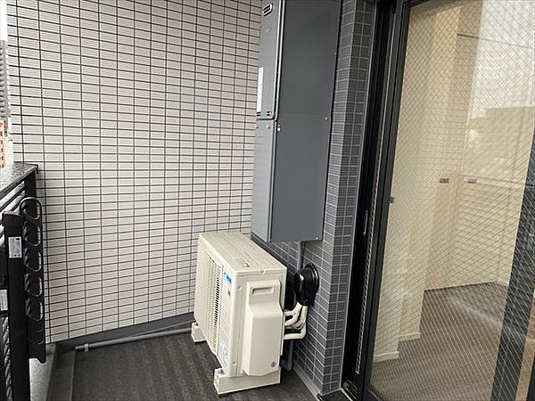 バルコニー　陽当たり良好なバルコニーです