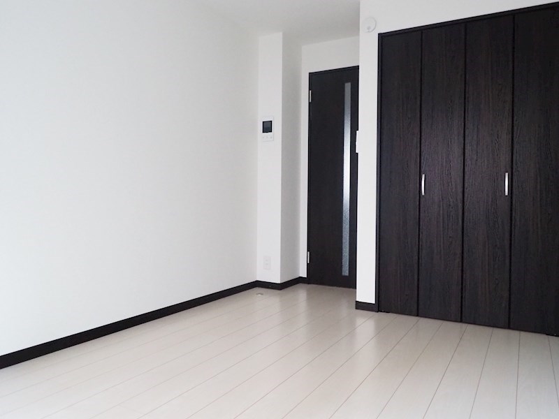 その他　同建物の別部屋の写真です。