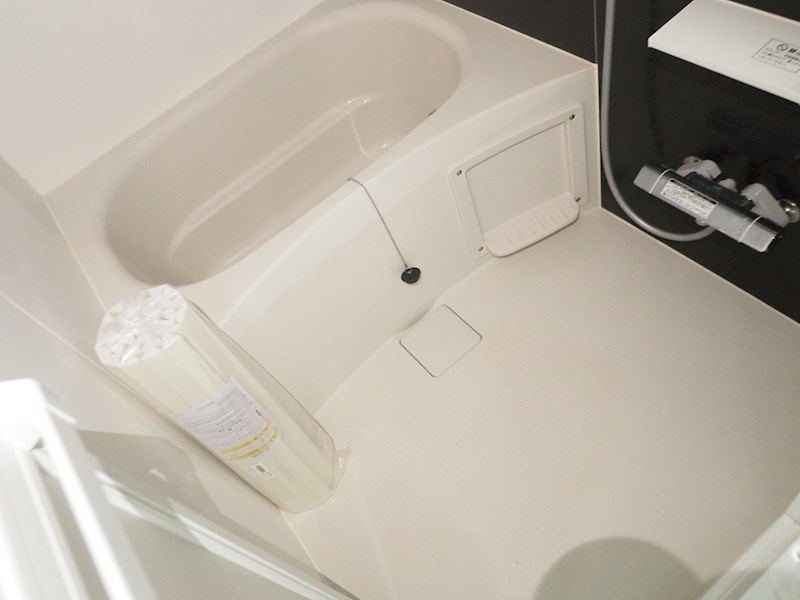 バス・シャワールーム　同建物の別部屋の写真です。