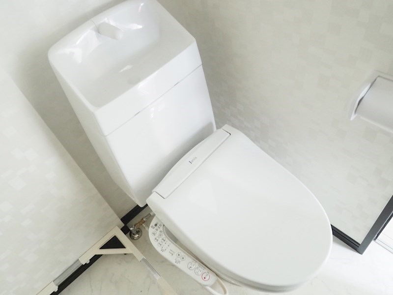 トイレ　同建物の別部屋の写真です。