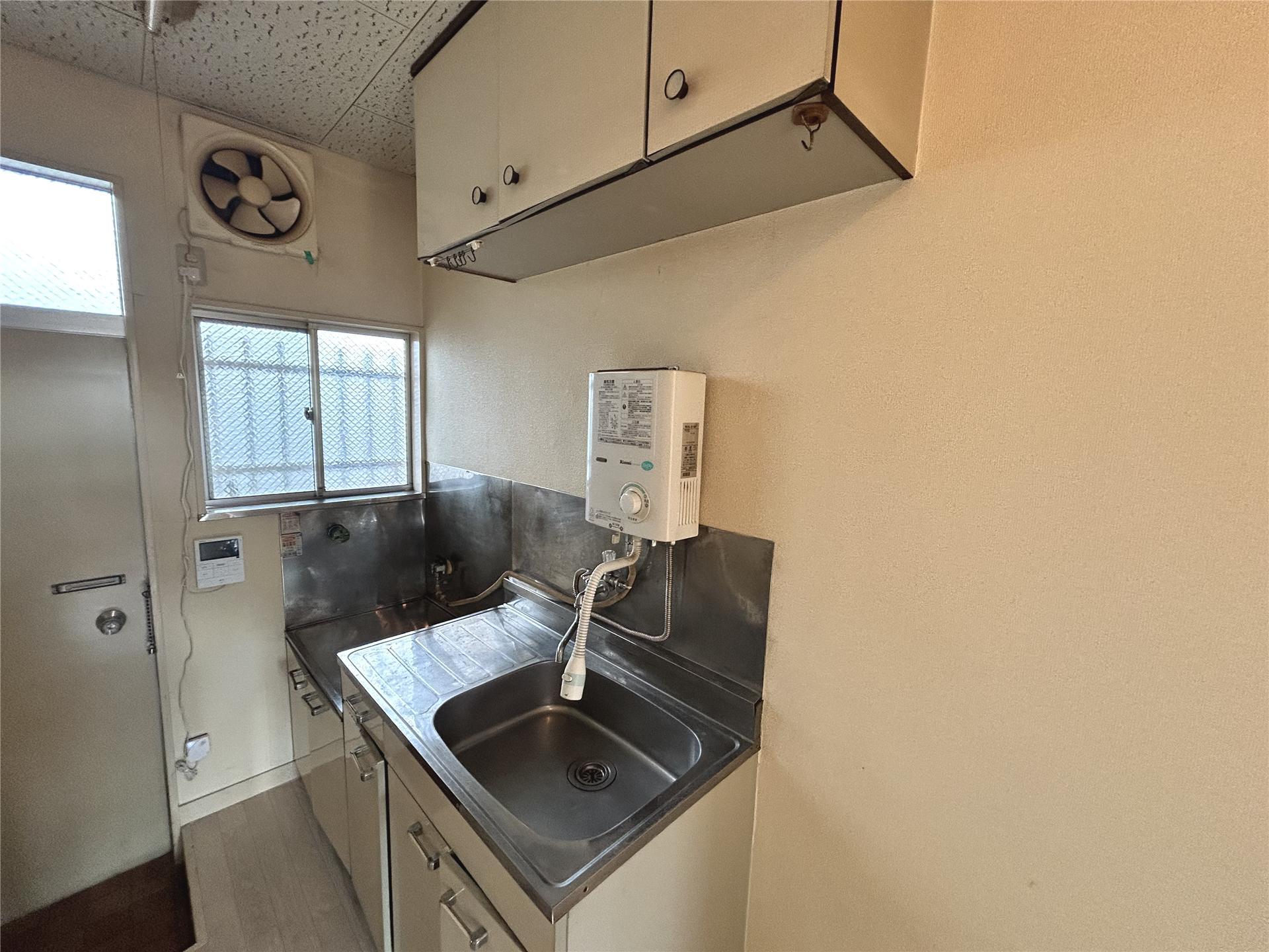 キッチン　2口のガスコンロ設置可能です