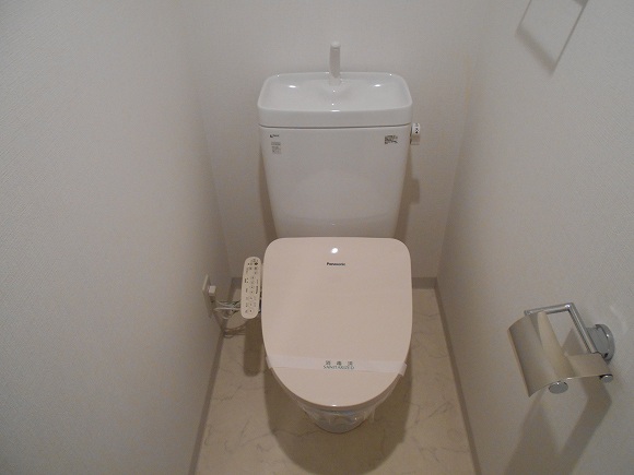 トイレ　コンパクトで使いやすいトイレです