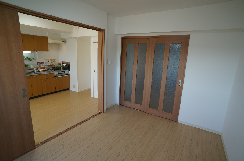 居室・リビング　広々とした室内です。