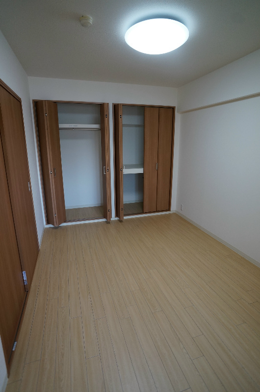 収納　和室から洋室へリフォームしました。