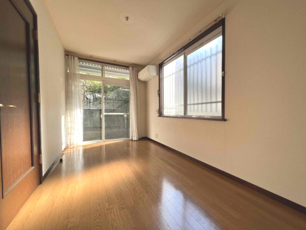 居室・リビング　ゆったり過ごせる居間です