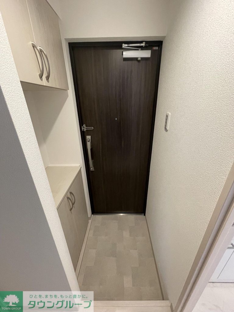 玄関　キッチン