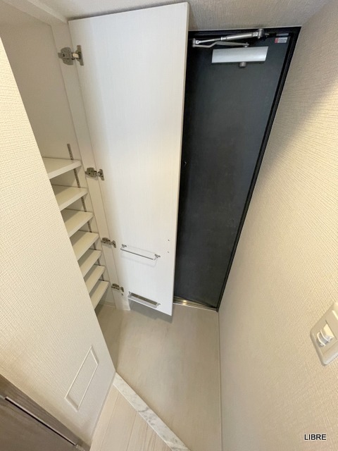 玄関　シューズボックス完備！