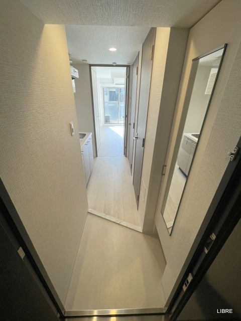 その他設備　玄関側から見た室内です！