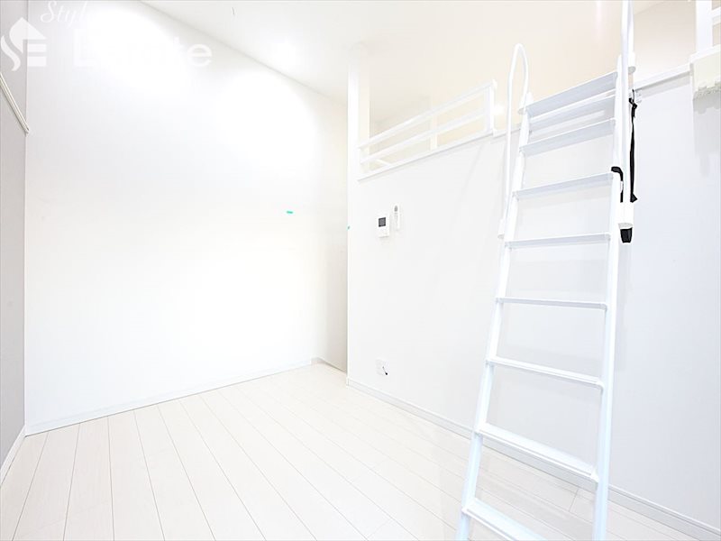 居室・リビング　内装