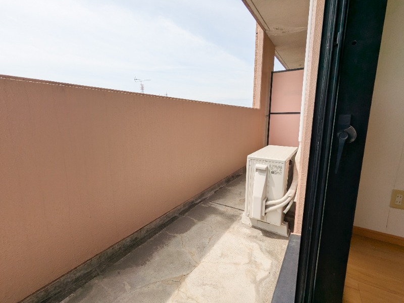 バルコニー　図面と現状に相違がある場合には現状を優先