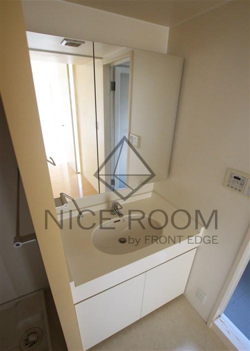 洗面設備　アーバネックス淀屋橋　独立洗面台