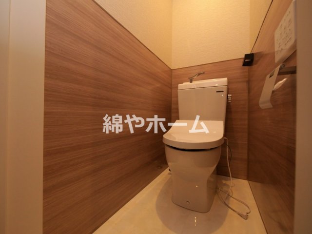 トイレ　清潔感のあるトイレです