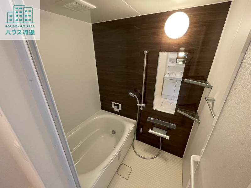 バス・シャワールーム　※駐車場は別号室です