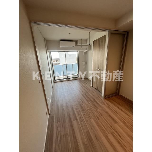 居室・リビング　居間です