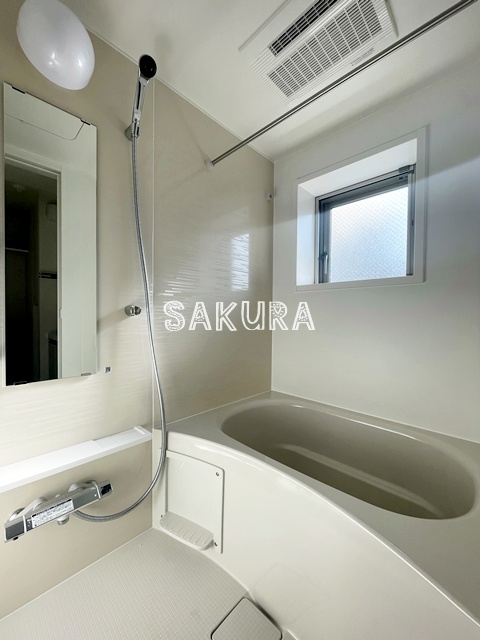 バス・シャワールーム　日々の疲れを癒すお風呂です♪