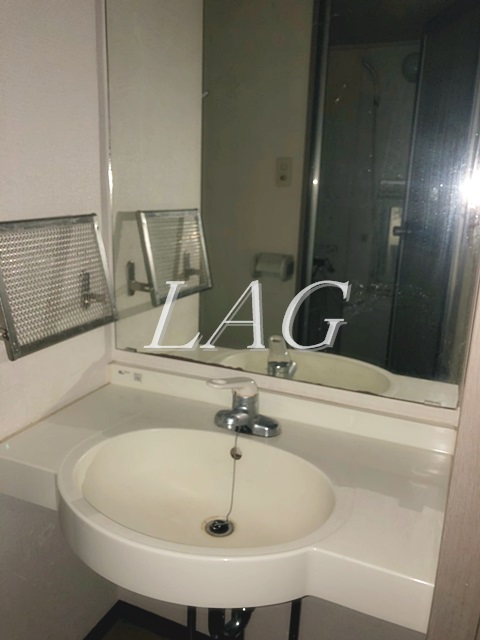 洗面設備　独立洗面台です。