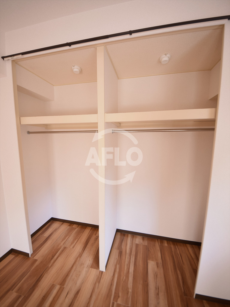 収納　オーラムアルジャン阿波座　大型クロゼット