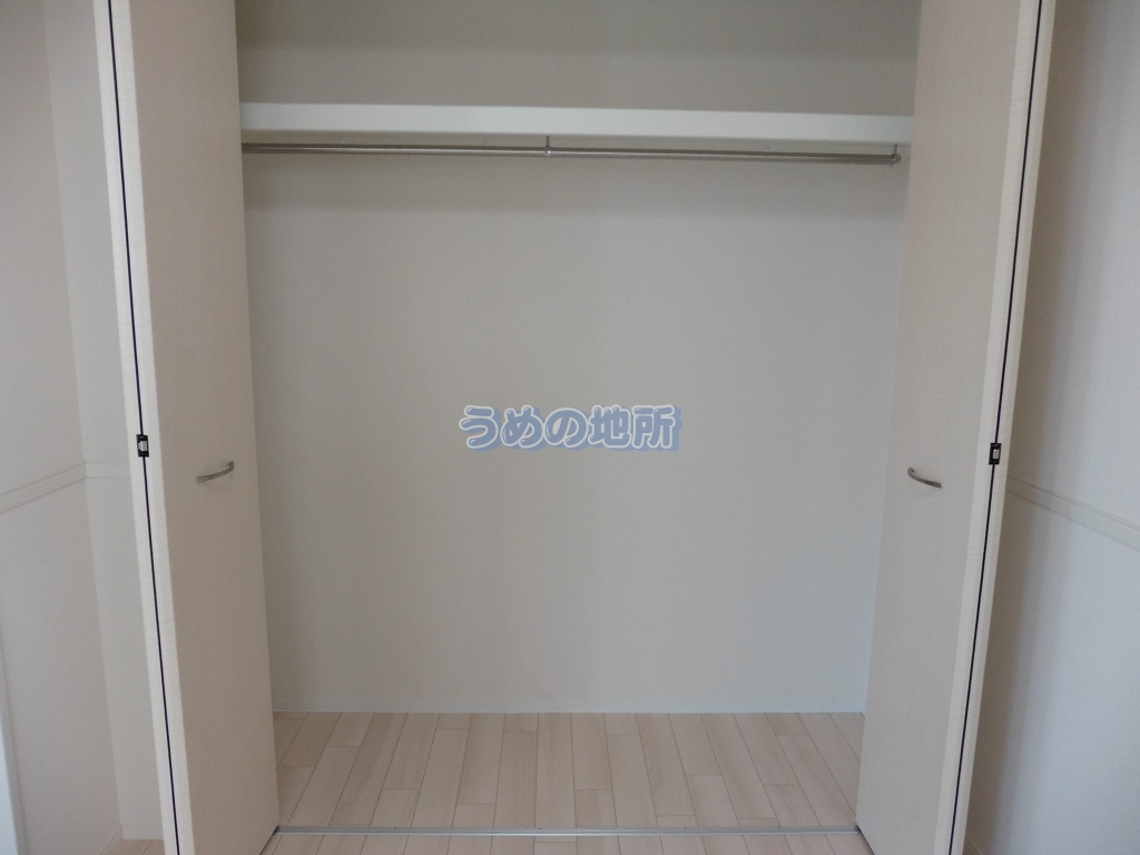 収納　洋室収納