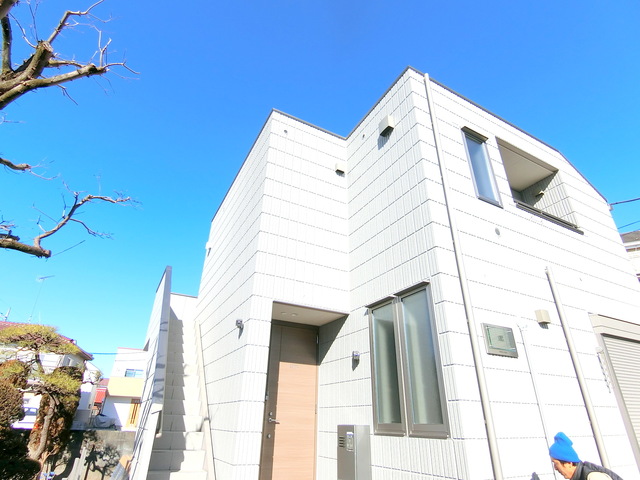 建物外観　★入居申込み受付中★
