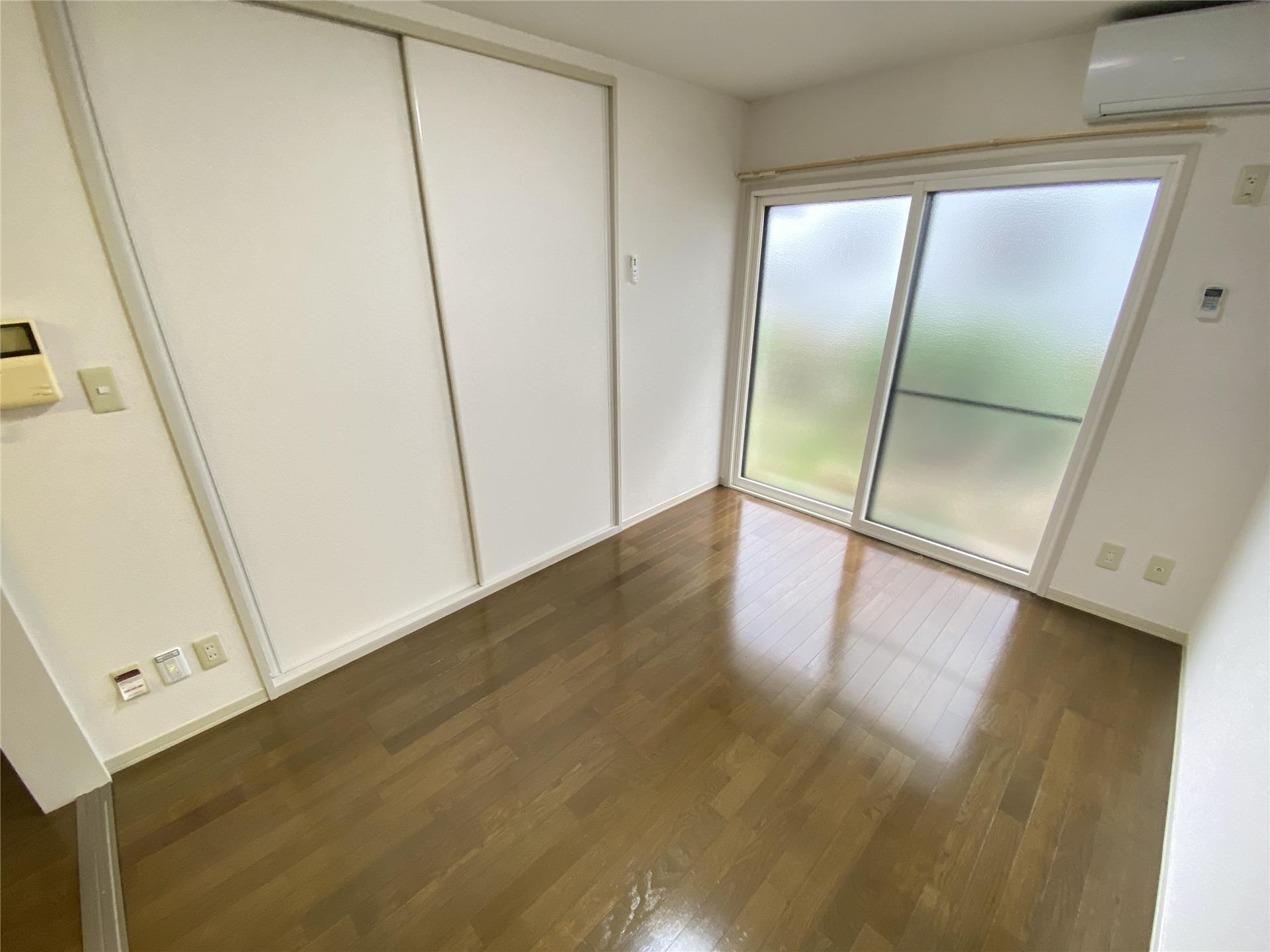 居室・リビング　居室