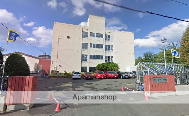 小学校　栄町小学校（小学校）まで357m