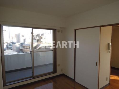 居室・リビング　居間