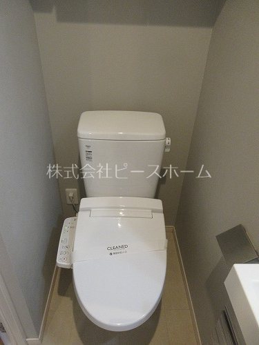 トイレ　※別号室参考写真