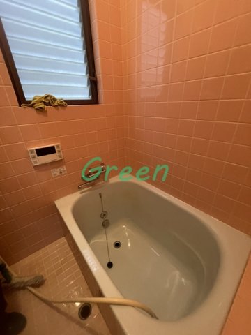 バス・シャワールーム　清掃前