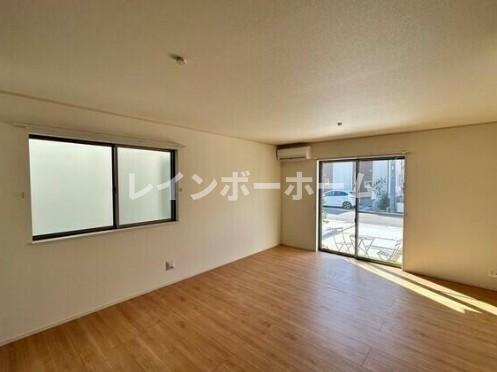 居室・リビング　ゆったりとした居間です