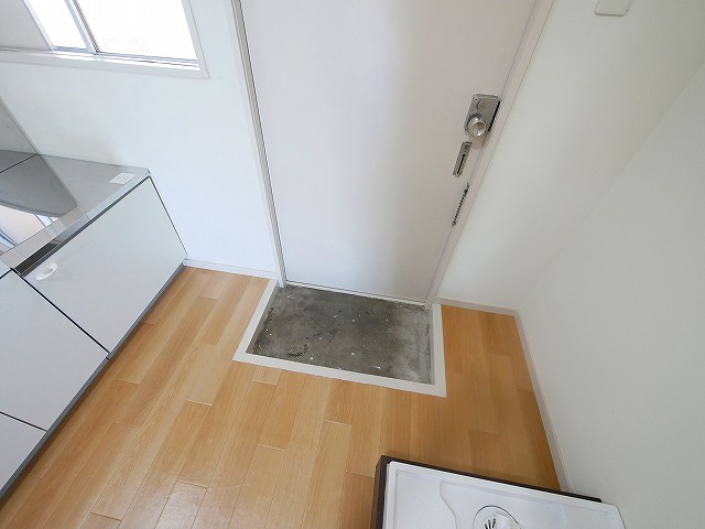 玄関　シンプルで使いやすい玄関です