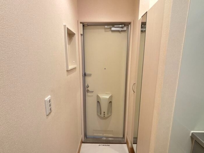 玄関　図面と現状に相違がある場合には現状を優先