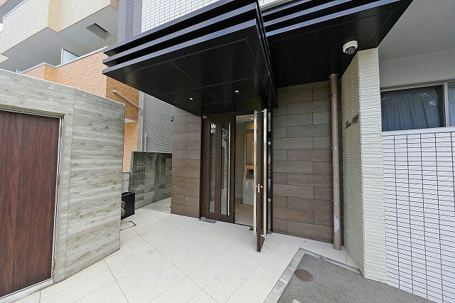 エントランス　エントランス