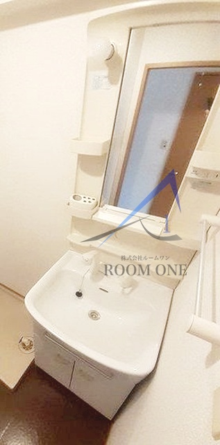 洗面設備　洗面台です。