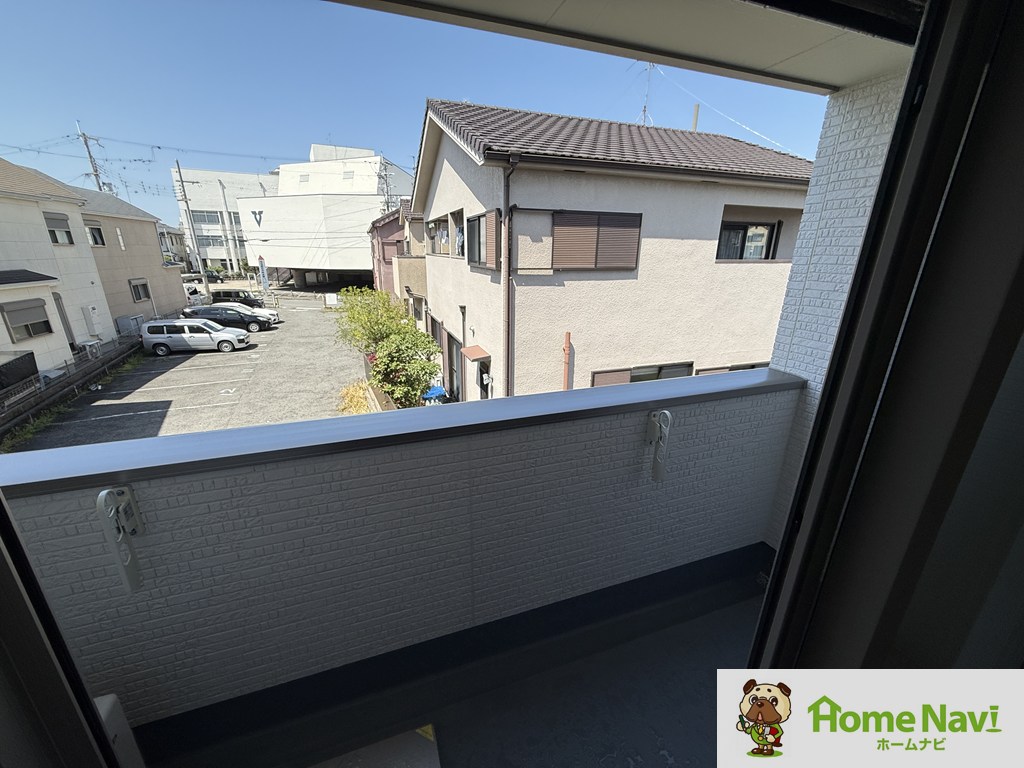 バルコニー　西向きです。