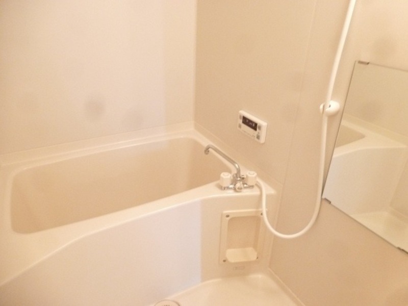 バス・シャワールーム　図面と現状に相違がある場合には現状を優先