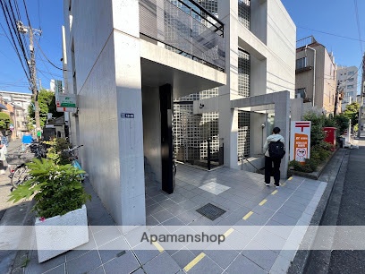 郵便局　新宿大久保郵便局（郵便局）まで113m