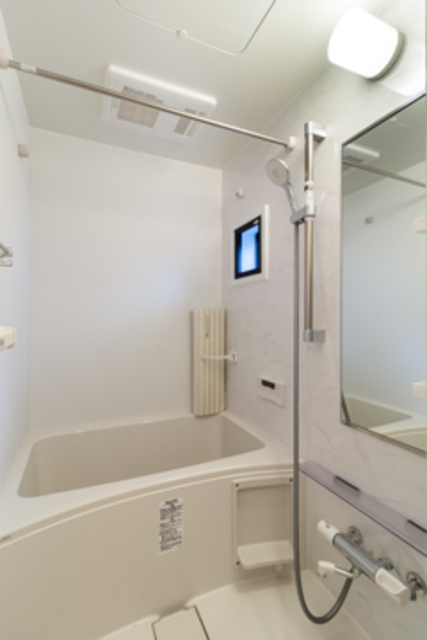 バス・シャワールーム　※写真は同タイプ住戸です。