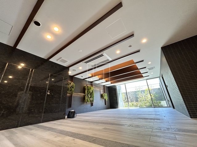 ロビー　Vievle靭公園Q（ヴィーブル靭公園キュー）　ロビー