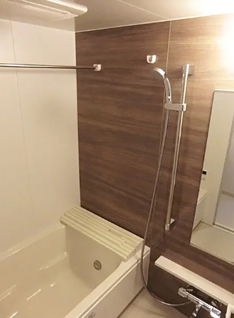 バス・シャワールーム