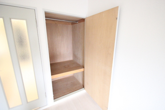 収納　※掲載写真は同マンション別部屋参考写真となります。