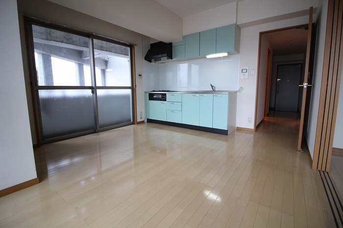 居室・リビング　※写真は同型タイプ、現況優先。