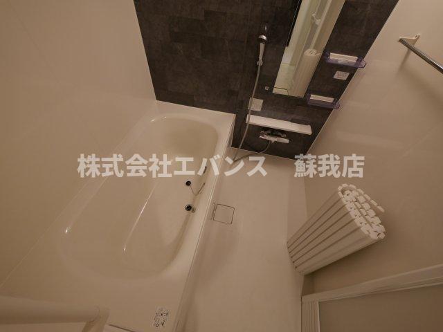 キッチン　コンパクトなキッチンで掃除もラクラク