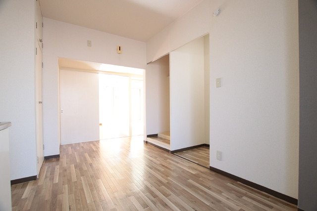 居室・リビング　ＤＫ６帖♪