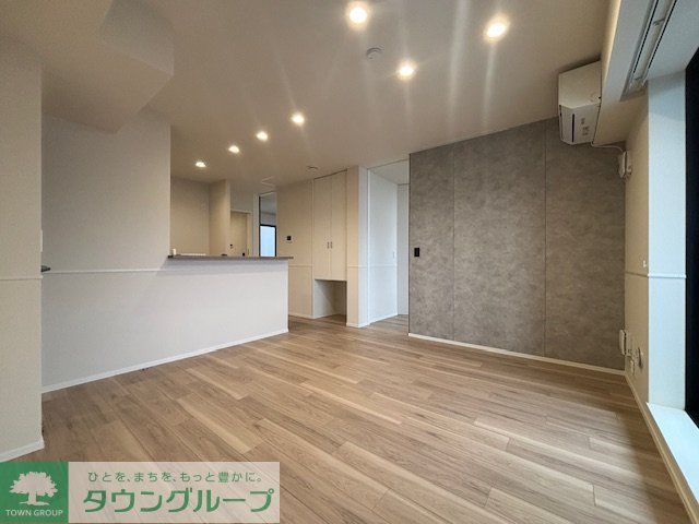 居室・リビング　エントランス