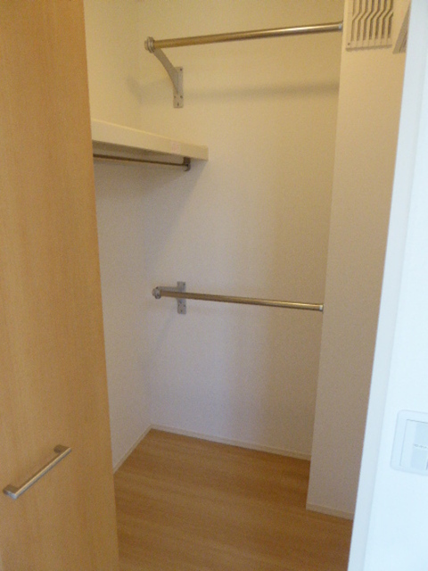 収納　２０１　洋室６．２５帖ウォークインクローゼット