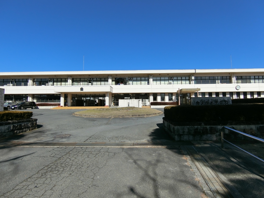 中学校　中津川市立福岡中学校（中学校）まで4065m