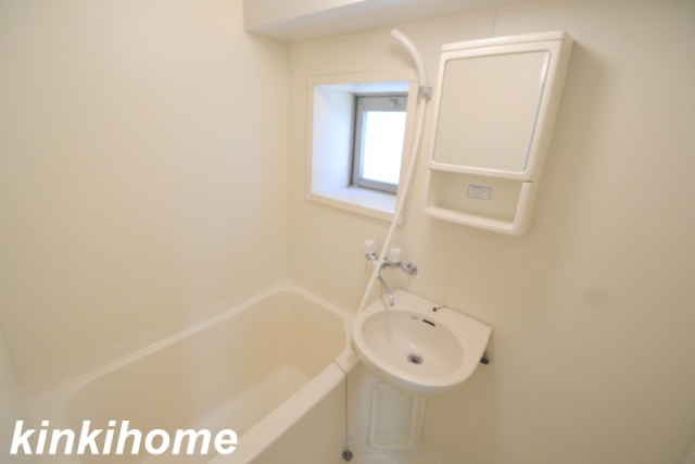 バス・シャワールーム　写真は別のお部屋です。（同タイプ）