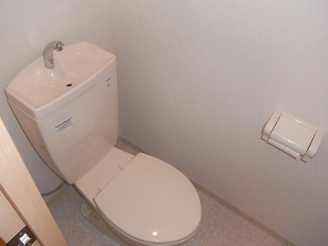 トイレ　お部屋探しは株式会社　タウンハウジング　までお気軽にお問合…